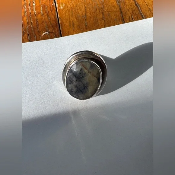 Vintage Boho labradorite Ring Sz 6 1/4 - Picture 2 of 6